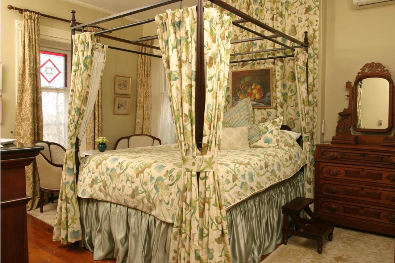 Grand Victorian Bed and Breakfast Niagara Falls Zewnętrze zdjęcie